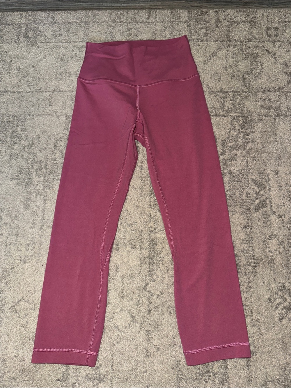 lululemon athletica High-Rise Berry Capri Leggings